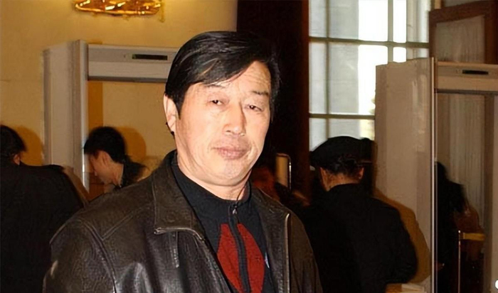 世界杯直播入口合集-“体坛败类”马俊仁有多狠？逼队员集体切阑尾，还亲自为女队员打禁药|马家军|世界大学生运动会|曲云霞|田径比赛|藏獒_新浪体育_新浪新闻