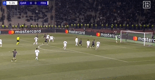 世界杯官方平台下载-法兰克福2-3遭卡拉巴赫读秒绝杀被提前淘汰，卡米洛-杜兰梅开二度